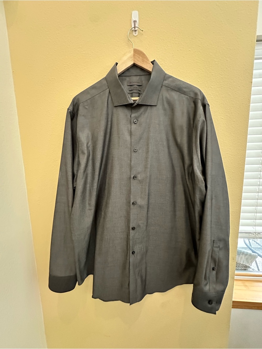 Calvin Klein Men's Charcoal Long-Sleeve Dress Shirt